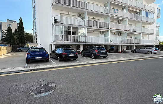 Parking in Santa Margarita
