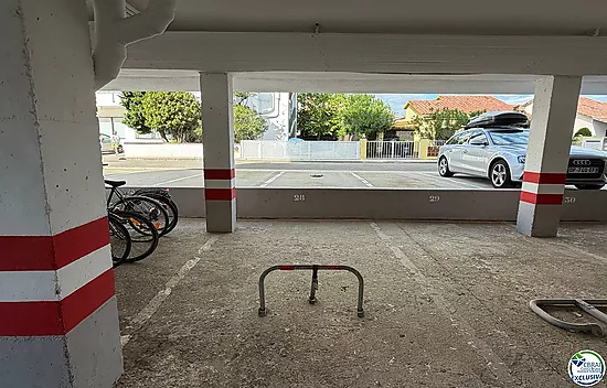 Parking in Santa Margarita