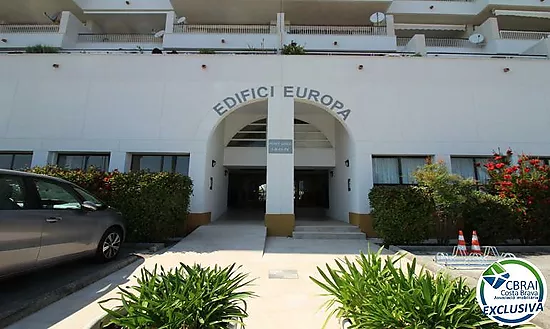 PORT GREC Appartement exclusif rénové avec vue panoramique sur la mer et le canal