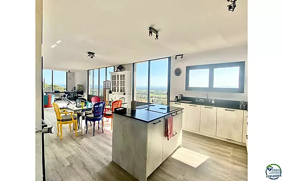 Gran casa moderna en construcción en Els Olivars. Una oportunidad única para personalizar su viviend