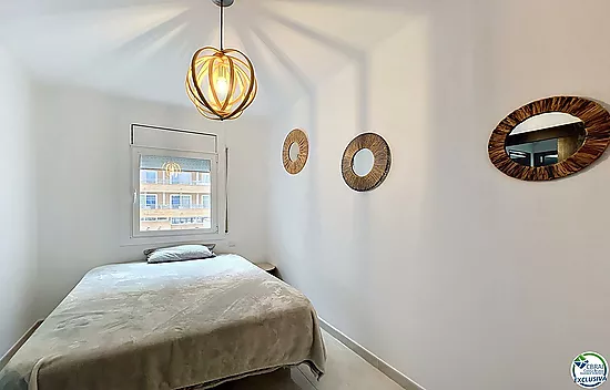 Casa con amarres 8x3 en Santa Margarita - Roses