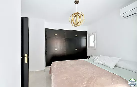 Casa con amarres 8x3 en Santa Margarita - Roses