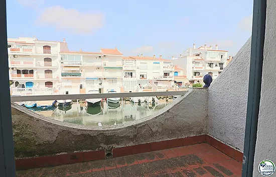 Townhouse with a private 10m x 3m mooring in Porto Fino, Empuriabrava