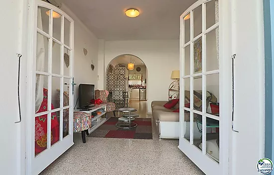 Townhouse with a private 10m x 3m mooring in Porto Fino, Empuriabrava