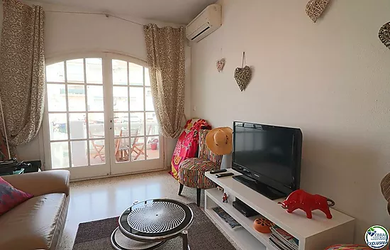 Townhouse with a private 10m x 3m mooring in Porto Fino, Empuriabrava