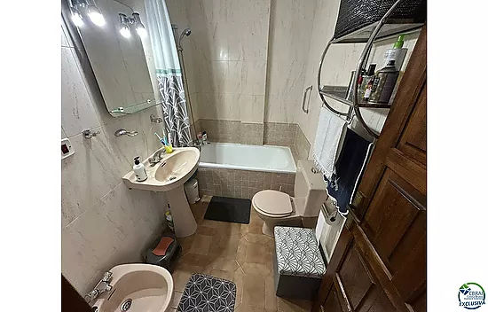 Preciosa casa de pescador con licencia turística  en Caballito de mar delante de los puentes, vista 