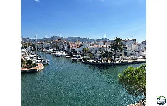 Preciosa casa de pescador con licencia turística  en Caballito de mar delante de los puentes, vista 