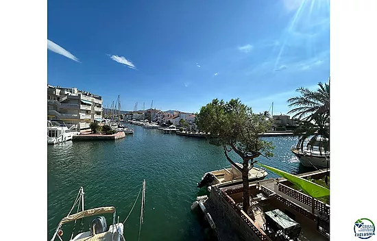 Preciosa casa de pescador con licencia turística  en Caballito de mar delante de los puentes, vista 