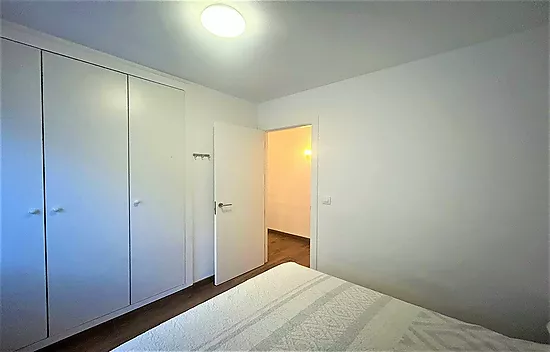 REFURBISHED APARTMENT WITH SEA VIEW & TOURIST LICENSE