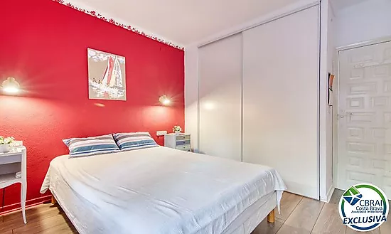 Appartement entièrement rénové avec vue sur la mer au 2ᵉ quai de Roses