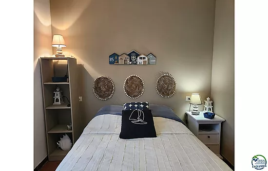 Appartement de vacances de bon goût, d'une superficie de 85 m², avec un grand balcon, situé en plein