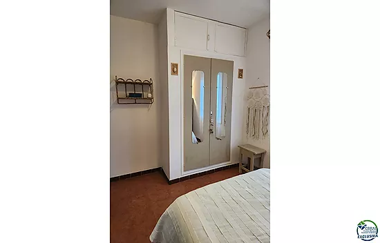 Appartement de vacances de bon goût, d'une superficie de 85 m², avec un grand balcon, situé en plein