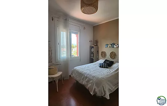 Appartement de vacances de bon goût, d'une superficie de 85 m², avec un grand balcon, situé en plein