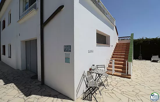 Maison très bien entretenue et très bien située à La Garriga, à Roses.