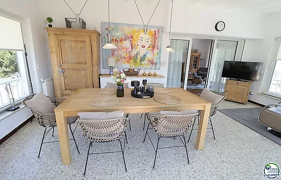 Maison très bien entretenue et très bien située à La Garriga, à Roses.