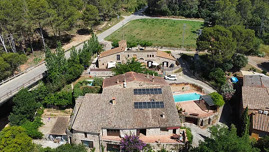Conjunto patrimonial rural con 7 viviendas a orillas del río Fluvià — Alt Empordà