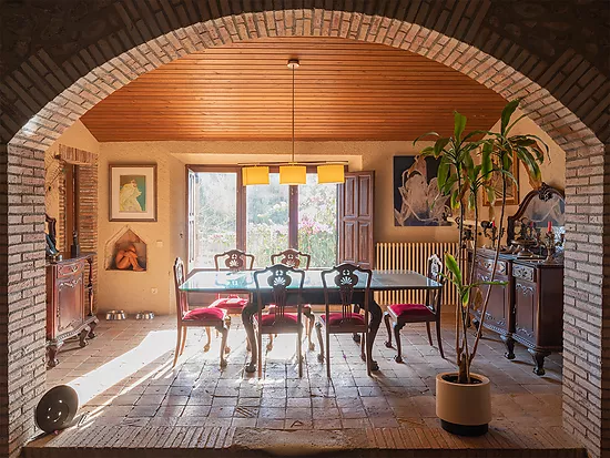 Conjunto patrimonial rural con 7 viviendas a orillas del río Fluvià — Alt Empordà