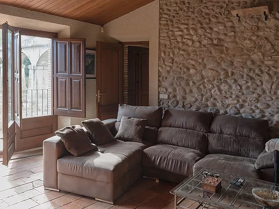 Conjunto patrimonial rural con 7 viviendas a orillas del río Fluvià — Alt Empordà
