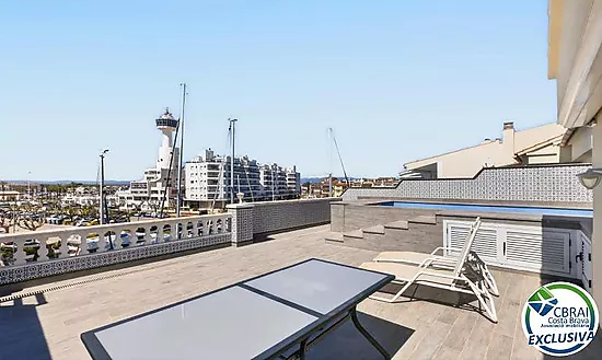 CAVALL DE MAR Ático-Dúplex con gran terraza, piscina privada y vistas al canal