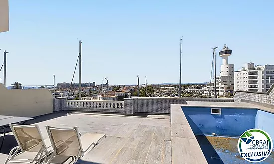 CAVALL DE MAR Ático-Dúplex con gran terraza, piscina privada y vistas al canal
