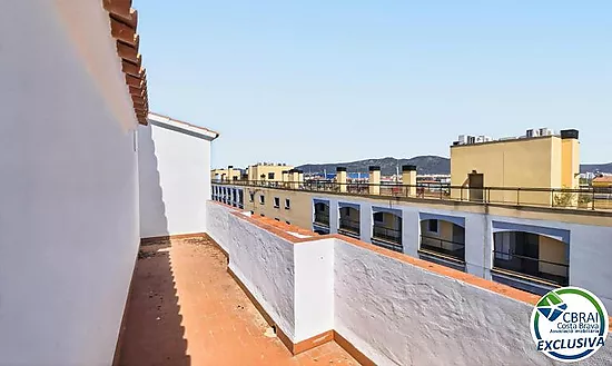 CAVALL DE MAR Ático-Dúplex con gran terraza, piscina privada y vistas al canal
