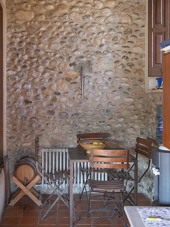Conjunto patrimonial rural con 7 viviendas a orillas del río Fluvià — Alt Empordà