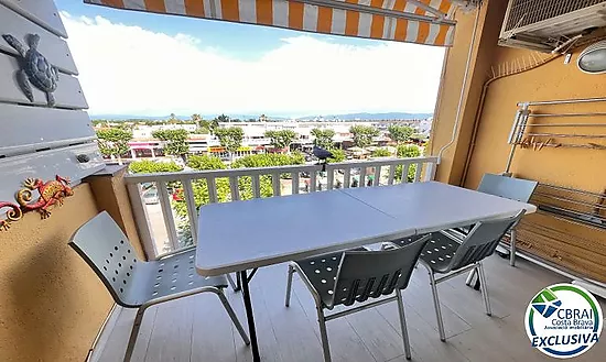 GRAN RESERVA Renovated 2-bedroom apartment with terrace in a complex with swimming pools and gardens