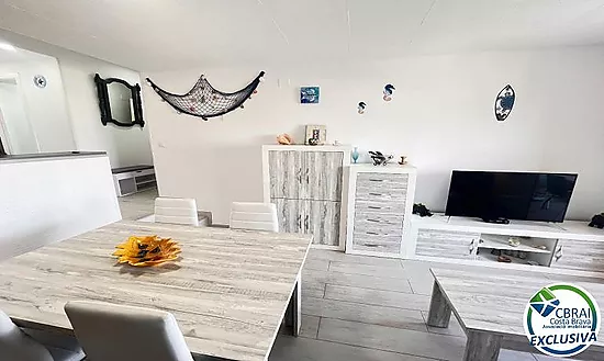 GRAN RESERVA Renovated 2-bedroom apartment with terrace in a complex with swimming pools and gardens