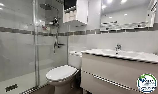 GRAN RESERVA Renovated 2-bedroom apartment with terrace in a complex with swimming pools and gardens