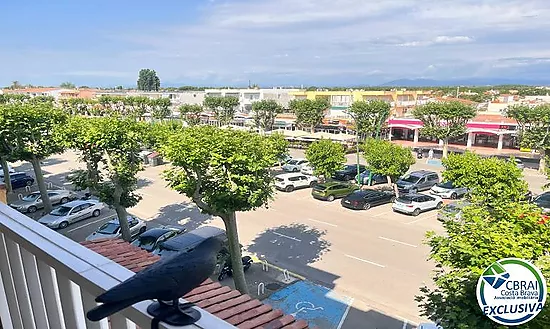 GRAN RESERVA Renovated 2-bedroom apartment with terrace in a complex with swimming pools and gardens