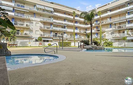 Ático de 61 m2, con 60 m2 de terraza-, LICENCIA TURISTICA