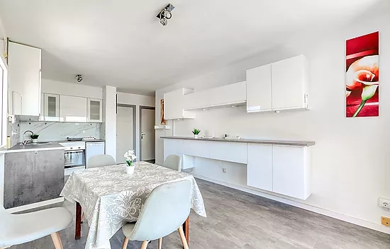 Unique opportunity in the port of Roses!