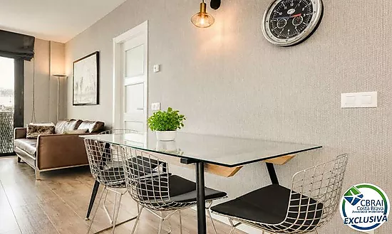 Penthouse duplex with panoramic terrace in Figueres
