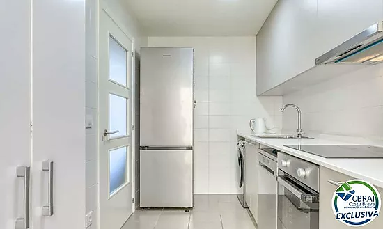 Penthouse duplex with panoramic terrace in Figueres