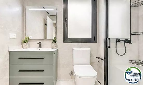 Penthouse duplex with panoramic terrace in Figueres