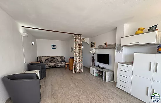 Apartment with sea views and terrace — Salatà, Roses