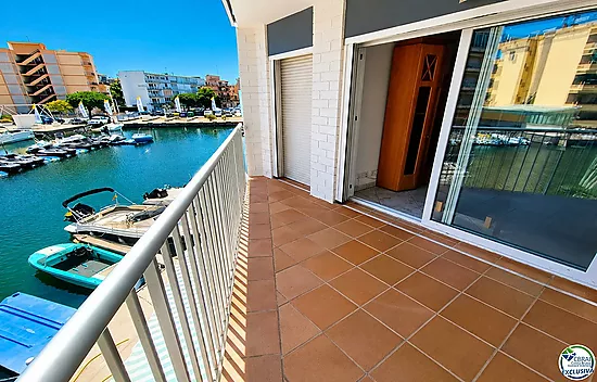 Apartment with canal views, Santa Margarita, Roses