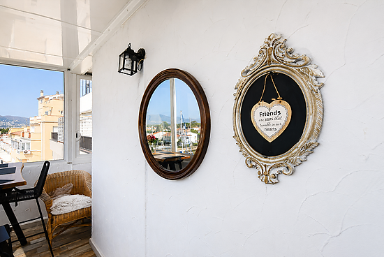 Studio for sale in Port GREC with stunning views to the marina and mountain with tourist license