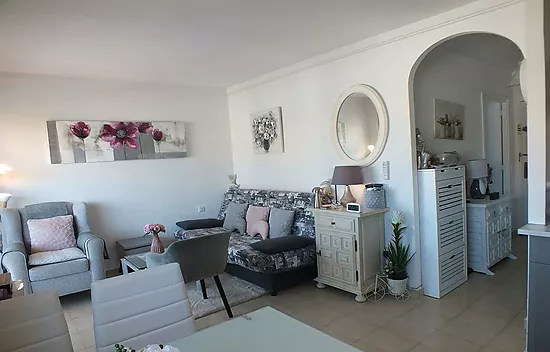 Charming apartment with private parking