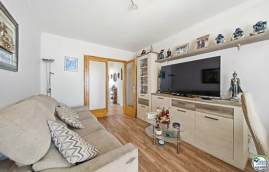 Apartment in the Heart of the Town Centre, Just 250 Metres from the Beach.