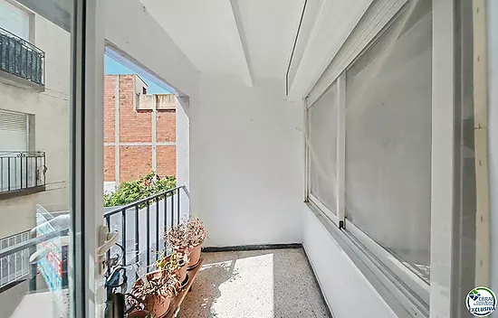 Apartment in the Heart of the Town Centre, Just 250 Metres from the Beach.