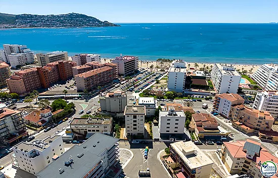 150 metres from the beach with sea views, TOURISTIC LICENCE