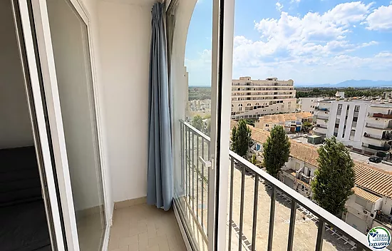 **Studio in Delta Muga – Empuriabrava, with open views**