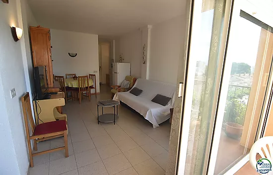 Apartment with Pool and Parking in Santa Margarita, Roses