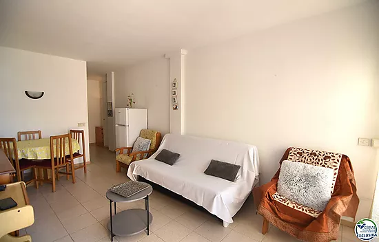 Apartment with Pool and Parking in Santa Margarita, Roses