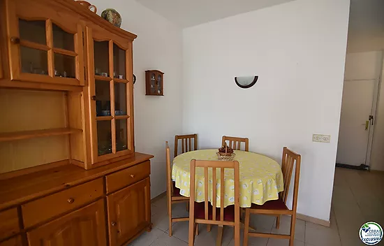 Apartment with Pool and Parking in Santa Margarita, Roses