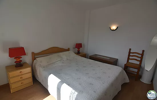 Apartment with Pool and Parking in Santa Margarita, Roses