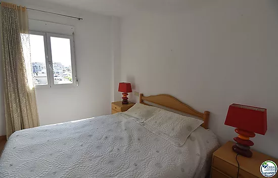Apartment with Pool and Parking in Santa Margarita, Roses
