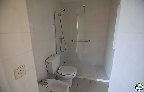 Apartment with Pool and Parking in Santa Margarita, Roses