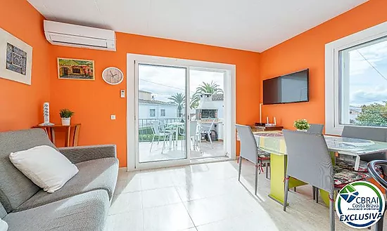 BAHIA Apartamento con terraza y parking exterior en excelente ubicación, a 150 m de la playa y con l